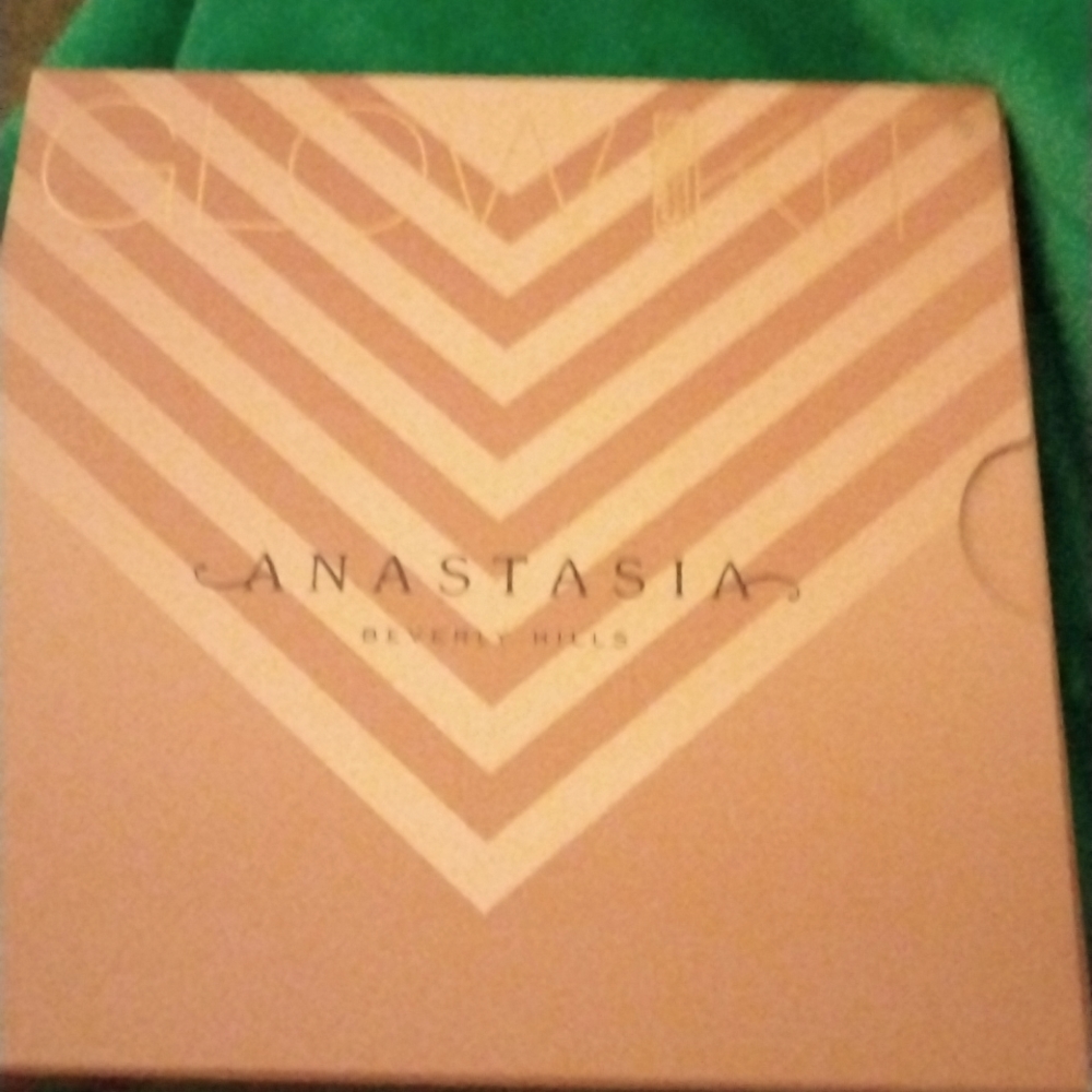 *BNIB* ABH sun dipped Glow Kit